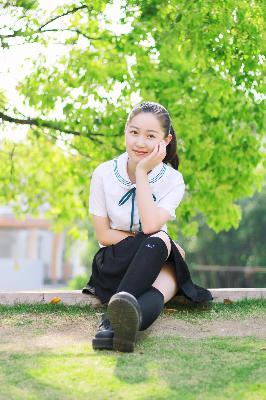 雏鸟幼儿小学生张婉莹,女大学生的沙龙室